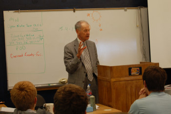 Chief Justice VandeWalle explores a legal issue with a class.