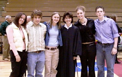 Jillian Robideaux, Thomas Campbell, Danielle Allmaras, Jaren Mondry and Michael Lee pose for a final picture with Justice Maring.