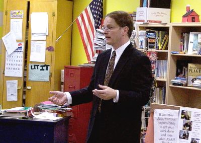 Justice Sandstrom shares his knowledge of North Dakota and the courts with students