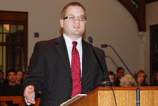 The Court visited the University of North Dakota School of Law on October 25-26, 2010. Jesse Lange of Fargo argued on behalf of the appellant in State v. Steffes on Oct. 25.