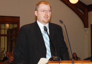 Scott Knudsvig of Minot argued for the appellee in Carkuff v. Balmer