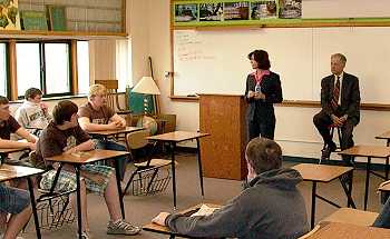 Justice Mary Maring and Chief Justice Gerald VandeWalle answer student questions