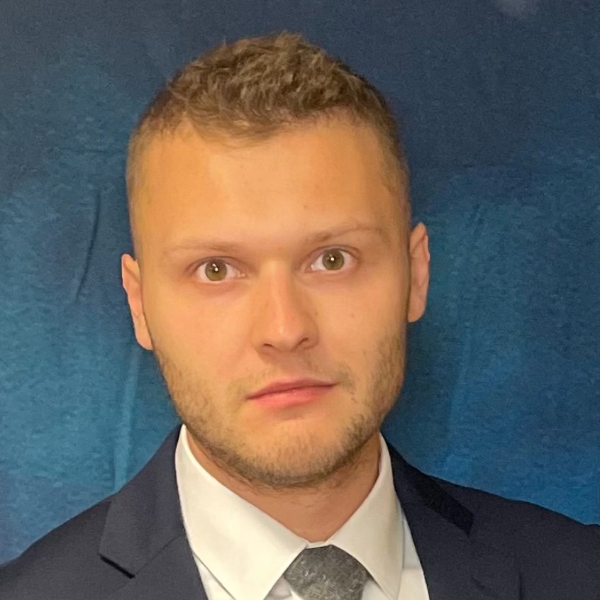 Photo of Dustin Hennings